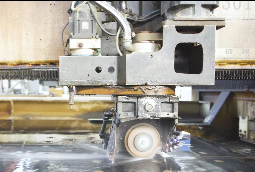 SWAN GLASS CO.,LTD สายการผลิตของผู้ผลิต